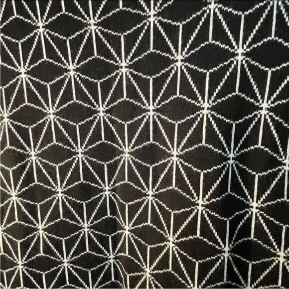 Alice + Olivia Bentley 3D Printed Knit Dress - Picture 6 of 9